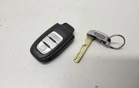 Ignition key/card