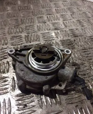 Citroen Berlingo Vacuum pump 759792002