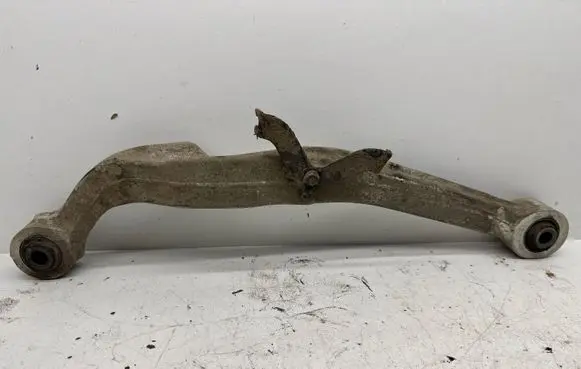 Nissan Qashqai Rear control arm