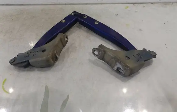 Fiat Grande Punto Tailgate hinge 