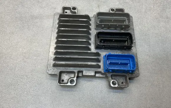 Opel Mokka X Engine control unit/module 12685776