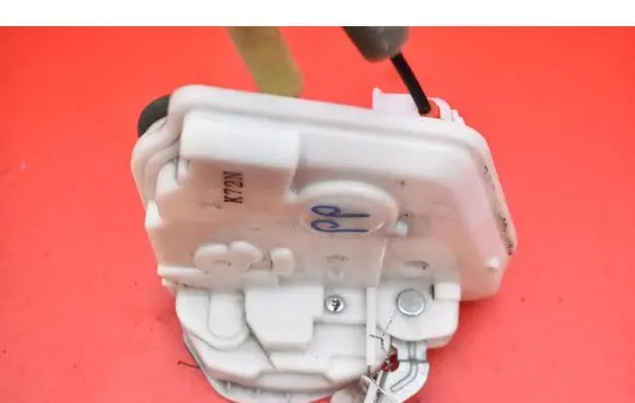 Mazda MX-5 NA Miata Front door lock