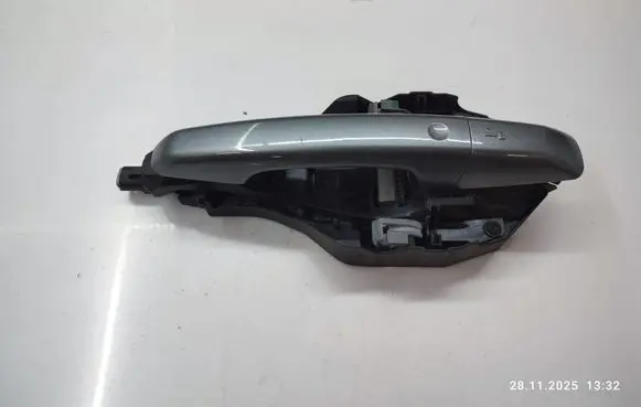 Land Rover Discovery Sport Front door exterior handle FK72224A80AA