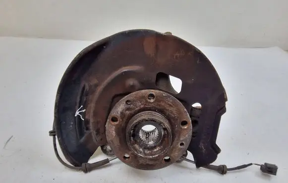 Nissan Qashqai Front wheel hub 