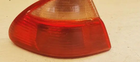 Toyota Avensis T220 Rear/tail lights 034NAI E200014 0538L
