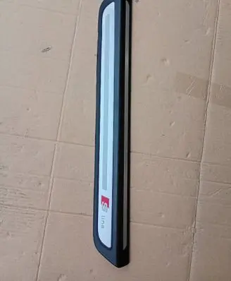 Audi Q5 SQ5 Front sill trim cover 8R0853373