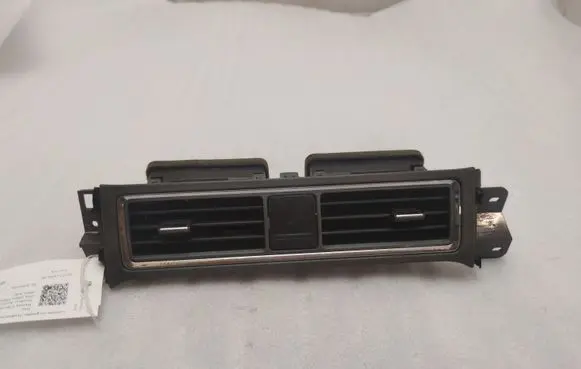 Ford Mustang V Dash center air vent grill AR3319C681A