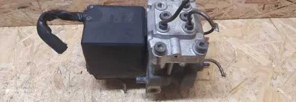 Volkswagen PASSAT B4 ABS Pump 0265201048