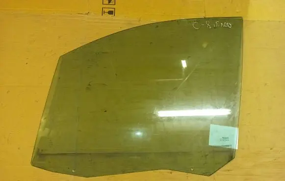 Citroen C8 Front door window glass four-door