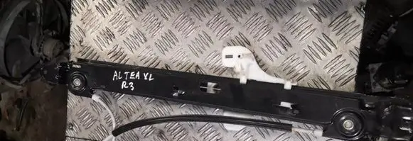 Seat Altea XL Rear window lifting mechanism without motor