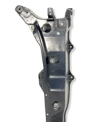Volvo XC90 Fender mounting bracket 31391778 AD7011