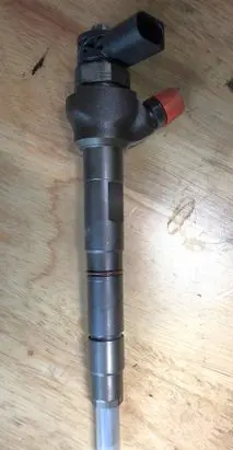 Volkswagen Crafter Fuel injector 0445110369