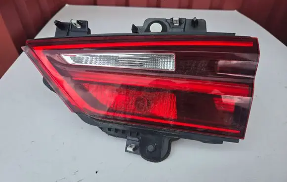 BMW X2 F39 Tailgate rear/tail lights FO3690500F