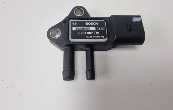 Audi A8 S8 D3 4E Air pressure sensor 0281002710
