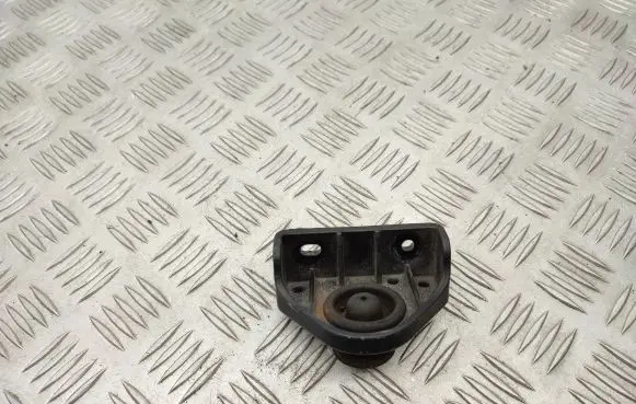 Hyundai Tucson TL Radiator support slam panel bracket 