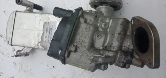 Audi Q7 4M EGR valve cooler 059131511S