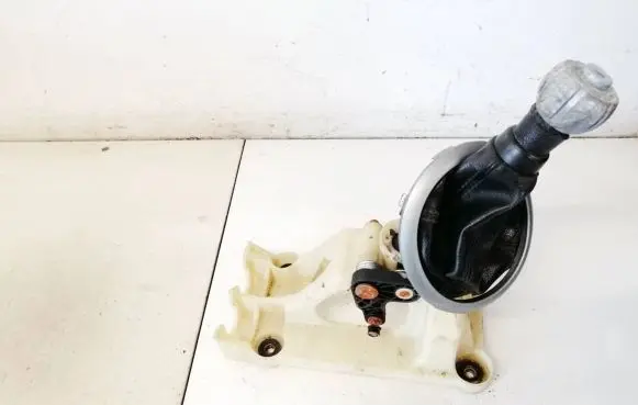 Gear shifter/selector
