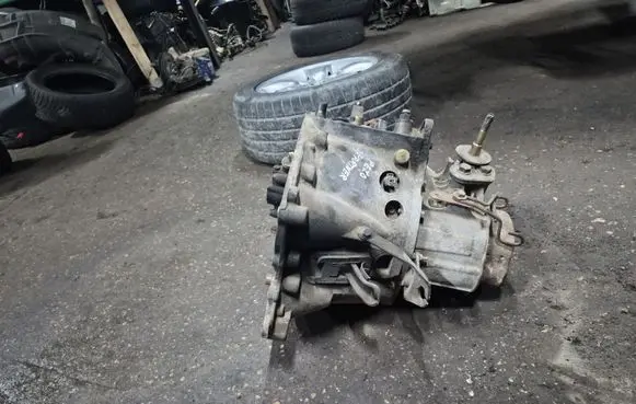 Peugeot Partner Manual 5 speed gearbox