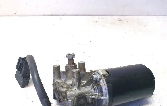 Dacia Logan I Wiper motor 64343295