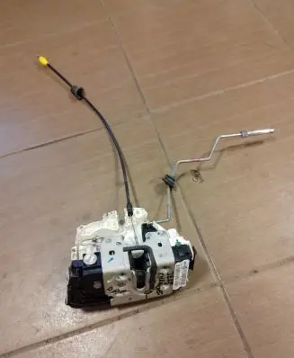 Jeep Grand Cherokee Rear door lock P04589700AD
