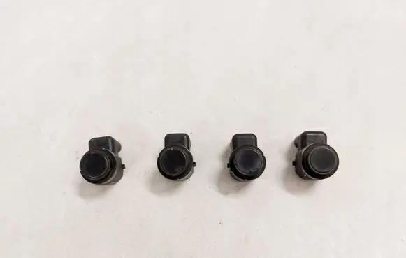 Nissan Qashqai Parking PDC sensor 28438-BG00A