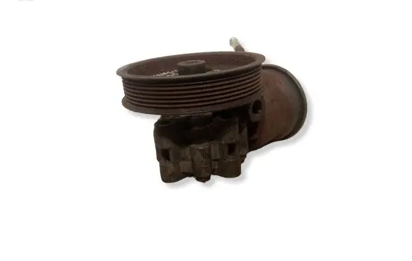 Toyota Avensis T250 Power steering pump 12180