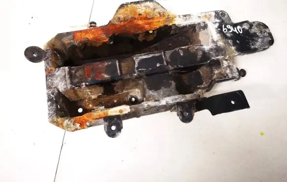 Volkswagen New Beetle Battery box tray 
