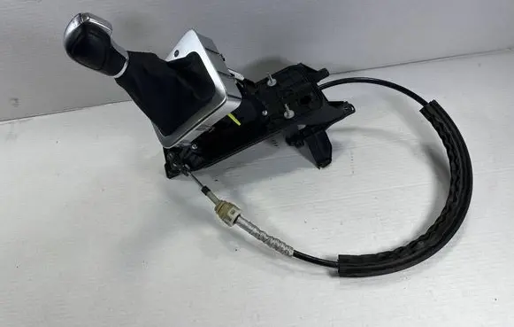 Volkswagen Sharan Gear shifter/selector 7N1713025K