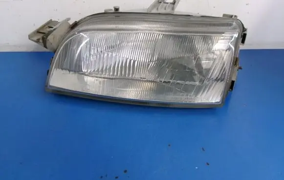 Fiat Punto (176) Headlight/headlamp 46481414