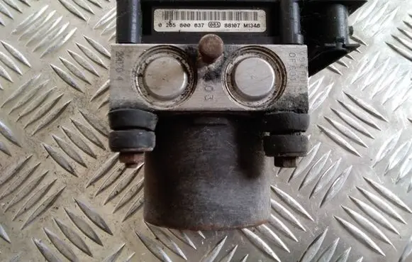 KIA Ceed ABS Pump 0265231951 589201H300 0265800637