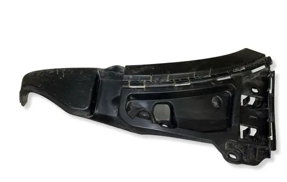 Volvo XC90 Front bumper mounting bracket 08620564