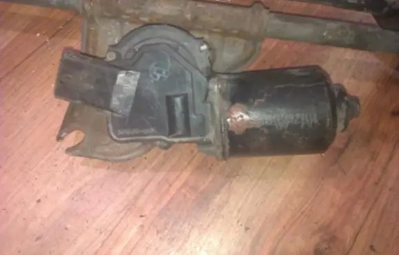 Chrysler Neon II Wiper motor 05288457ad