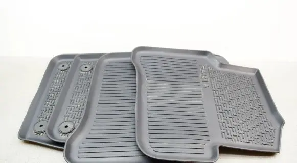 Skoda Fabia Mk3 (NJ) Car floor mat set 6V1862435 6V0862451