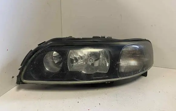 Volvo V70 Headlight/headlamp 30655905 89008795 125802A011
