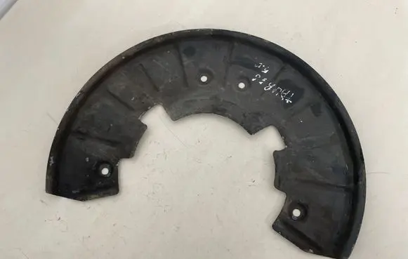 Volkswagen Touareg I Rear brake disc plate dust cover 