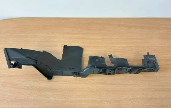 Volkswagen Caddy Intercooler air guide/duct channel 1T0121284D