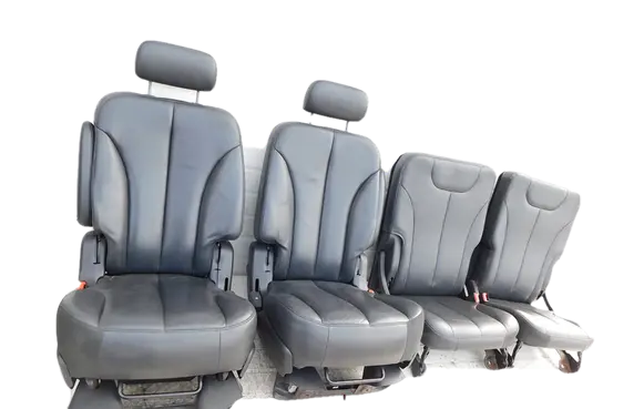 Chrysler Pacifica Rear seat 170648