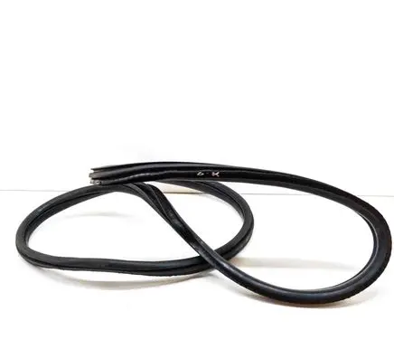 Mini One - Cooper F56 F55 Rubber seal rear door 