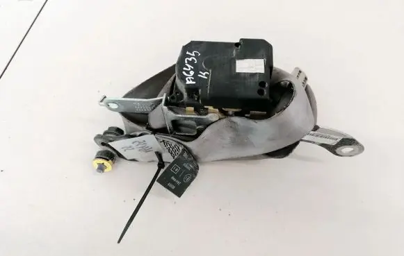 Nissan Micra Front seatbelt 33048949 86885AY310