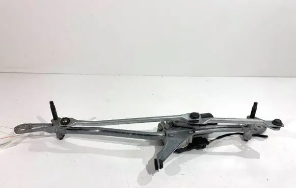 BMW 5 G30 G31 G38 Front wiper linkage and motor W227231W224097