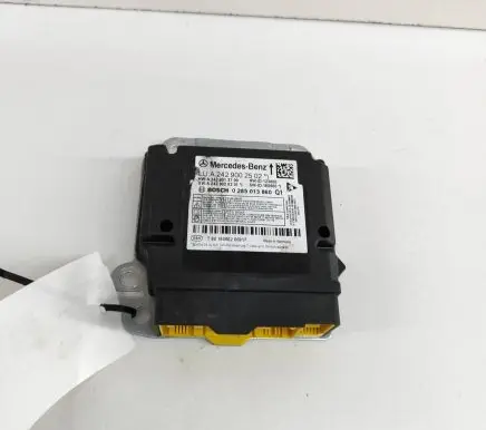 Mercedes-Benz B W246 W242 Airbag control unit/module A2429002502 A2429013700
