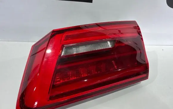 BMW 5 G30 G31 Tailgate rear/tail lights 63217376476 7376476