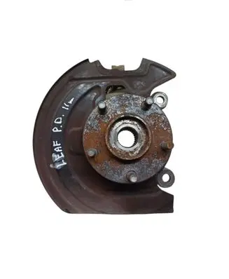 Nissan Leaf I (ZE0) Front wheel hub