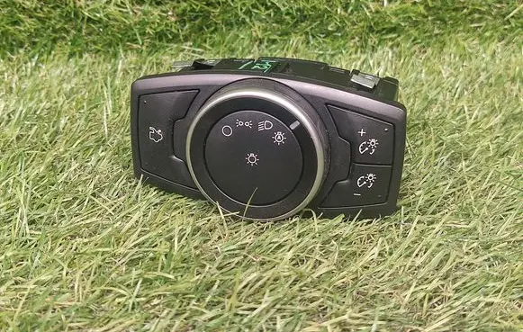 Ford Focus Light switch F1ET13A024KA