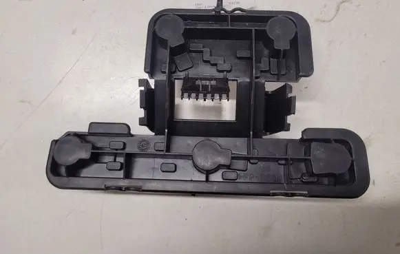 Opel Tigra A Tail light bulb cover holder