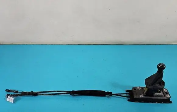 Volkswagen Touran I Gear shift cable linkage 1K0711061A IMPRK1524226