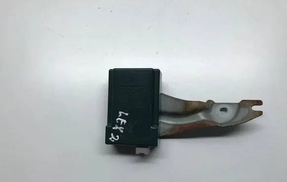 Lexus IS 220D-250-350 Door control unit/module 8974053060 2513003520