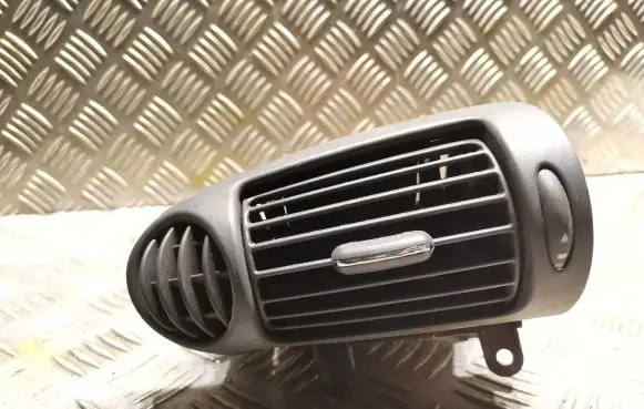 Mercedes-Benz C W203 Dashboard air vent grill cover trim 2038300554