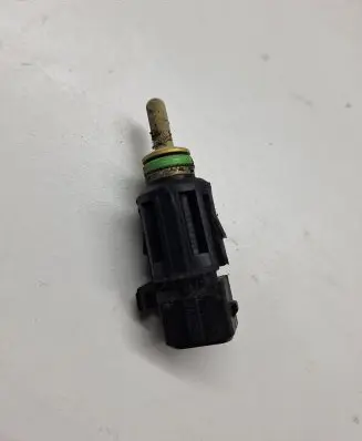 BMW 5 E60 E61 Coolant level sensor 