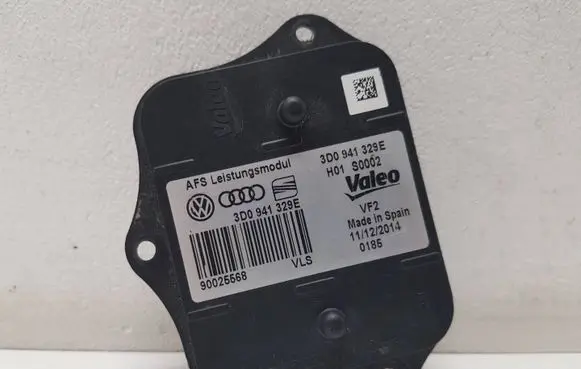 Volkswagen Golf VII Headlight ballast module Xenon 3D0941329E